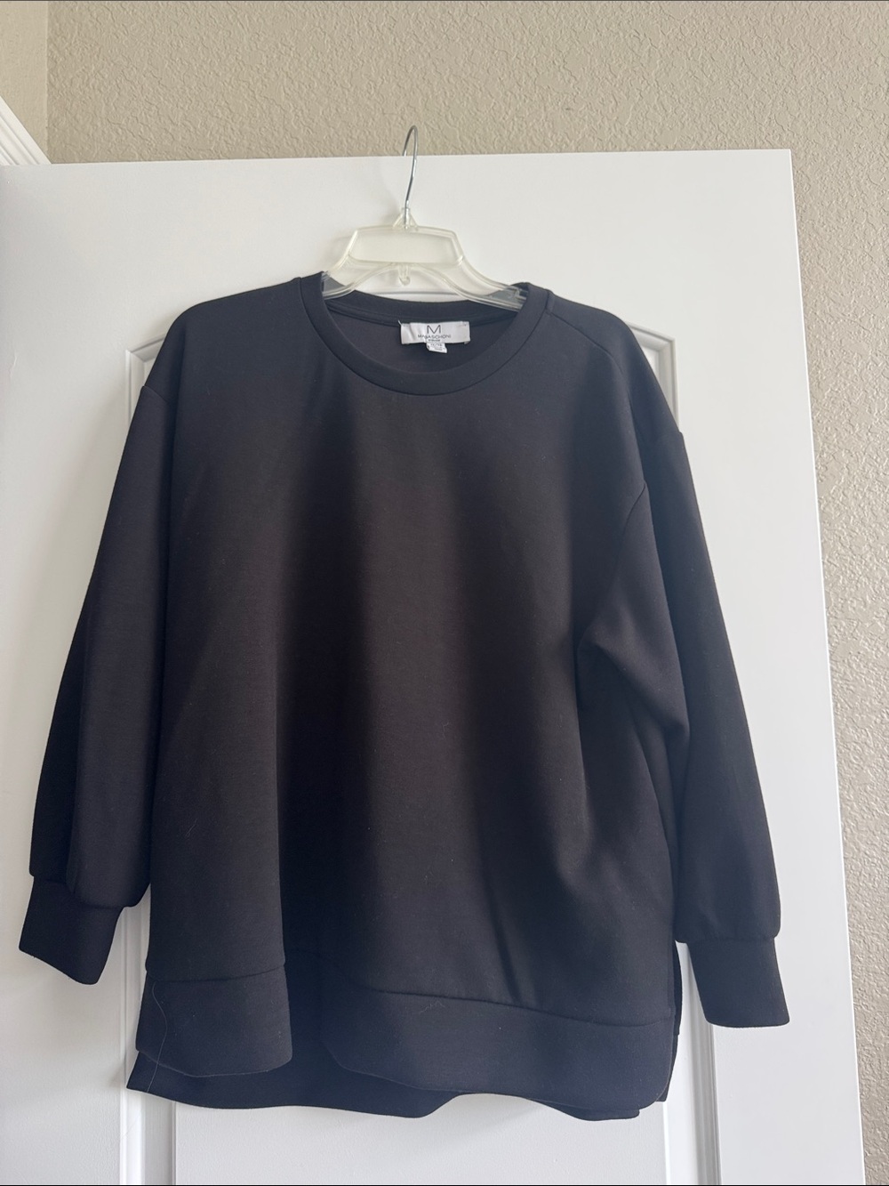 Black Crewneck Sweatshirt